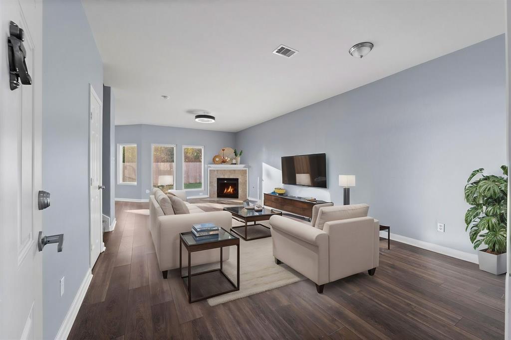 29639 Turnbury Village Dr in Spring, TX - Building Photo