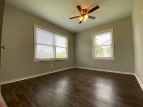 4230 Friar Point Rd in Houston, TX - Building Photo - Building Photo