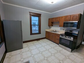 60 McElwain Ave in Cohoes, NY - Building Photo - Building Photo