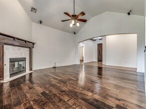 1416 Glenolde Pl in Edmond, OK - Building Photo - Building Photo