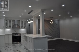 120 Hiscock Blvd in Toronto, ON - Building Photo - Building Photo