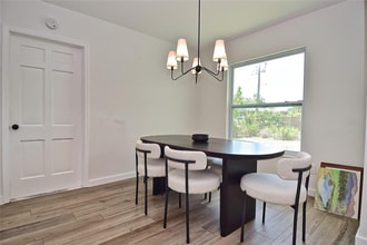 3340 Webber St in Sarasota, FL - Foto de edificio - Building Photo