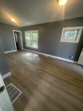 10404 Grandview Ave in Cleveland, OH - Building Photo - Building Photo