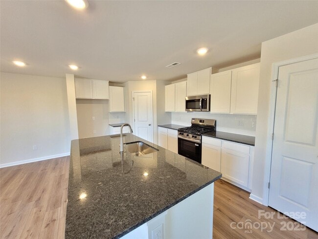 124 Rock Ave in Statesville, NC - Building Photo - Building Photo