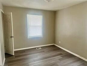 3981 Wendy Dr in Cleveland, OH - Building Photo - Building Photo