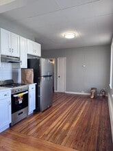 36 Endicott St, Unit 1R in Salem, MA - Building Photo - Building Photo