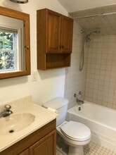 235 Russia Rd, Unit 235 A in Oak Ridge, NJ - Building Photo - Building Photo