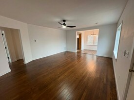 6 Prospect Ave in Eureka Springs, AR - Building Photo