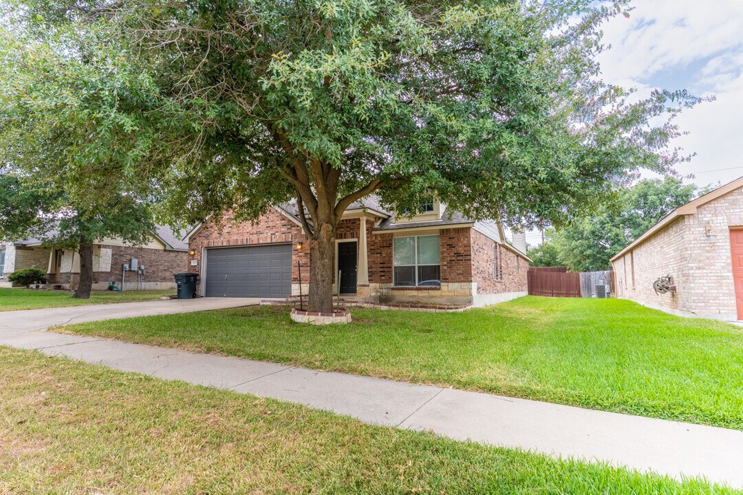 5907 Drystone Ln in Killeen, TX - Building Photo