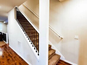 Beautiful Bothell Townhome, Unit 1204 in Bothell, WA - Building Photo - Building Photo