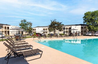 Bent Tree Apartment Homes in Tuscaloosa, AL - Building Photo - Building Photo