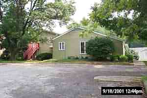 17 E Nineteenth St in Bloomington, IN - Foto de edificio