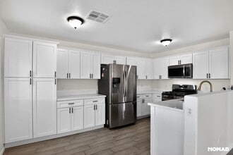 7118 N 77th Dr in Glendale, AZ - Building Photo - Building Photo