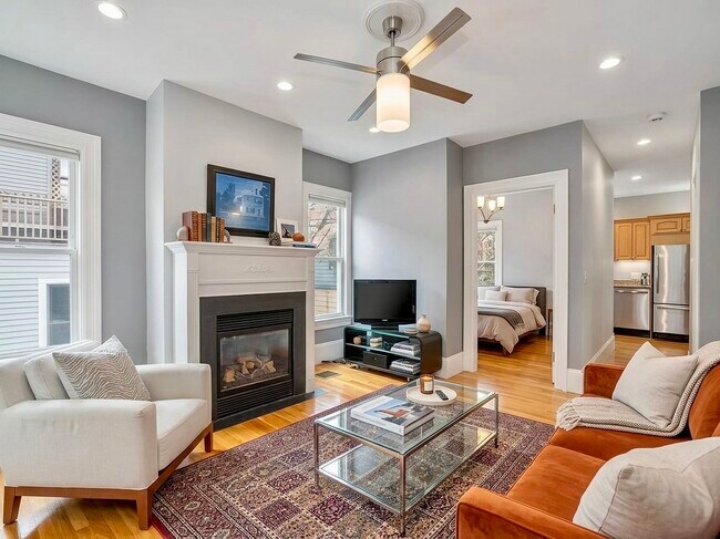 271 K St, Unit 271 K Street #2 in Boston, MA - Building Photo - Building Photo