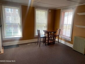 60 Court St in Saratoga Springs, NY - Building Photo - Building Photo