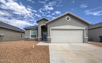 13849 Garforth Ave in Horizon City, TX - Building Photo - Building Photo