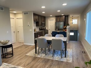 7379 Degrio Way in Inver Grove Heights, MN - Building Photo - Building Photo