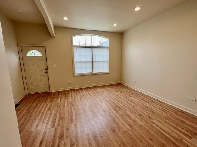 5132 S Wolcott Ave, Unit 1 in Chicago, IL - Building Photo - Building Photo