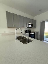 2953 Skyline Lp in Kissimmee, FL - Building Photo - Building Photo