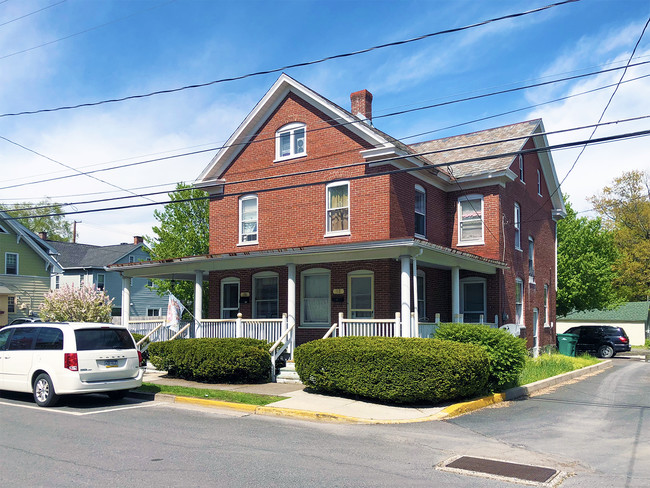 Downtown Stroudsburg Duplex