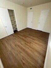 8625-31 Glenhaven St in San Diego, CA - Building Photo - Building Photo