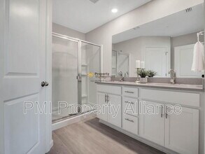 2980 Oak Park Way in Orlando, FL - Building Photo - Building Photo