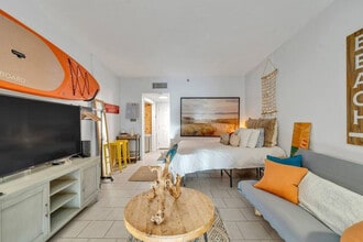 214 Miracle Strip Pkwy SW, Unit SI ID1502018P in Fort Walton Beach, FL - Building Photo - Building Photo