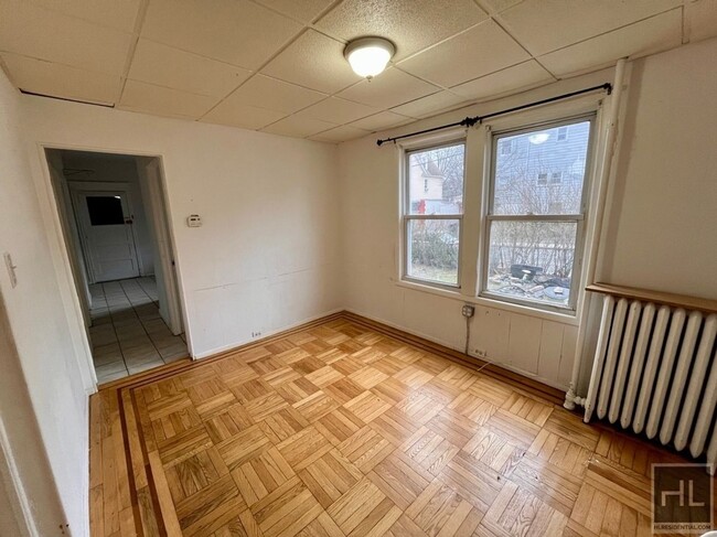 132 Convent Pl