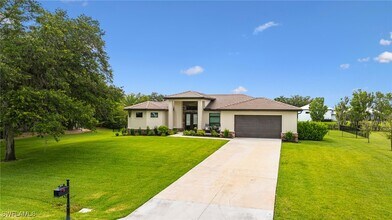16630 Willow Point Ct in Alva, FL - Building Photo - Building Photo