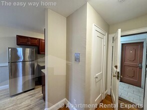 4 Cogswell Ave in Cambridge, MA - Foto de edificio - Building Photo