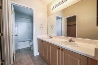 8816 Roping Rodeo Ave in Las Vegas, NV - Building Photo - Building Photo