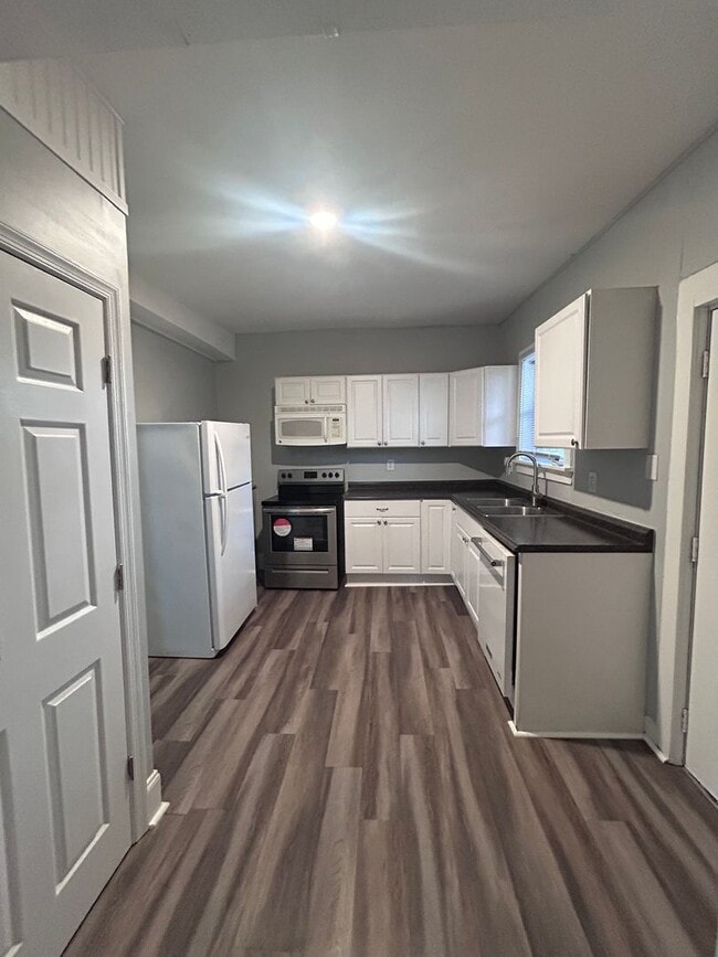 property at 2915 Hull Street Rd