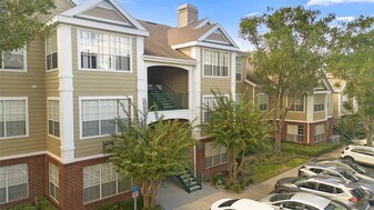 13016 Plantation Park Cir in Orlando, FL - Building Photo