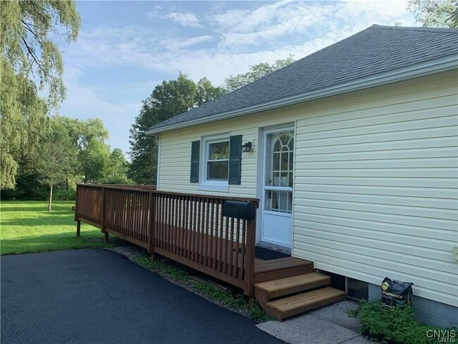 2 Highland St in Skaneateles, NY - Building Photo - Building Photo