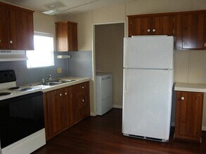 2445 Precinct Line Rd in Richmond, TX - Building Photo - Building Photo