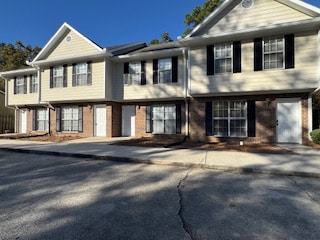 property at 326 Leafmore Rd SW