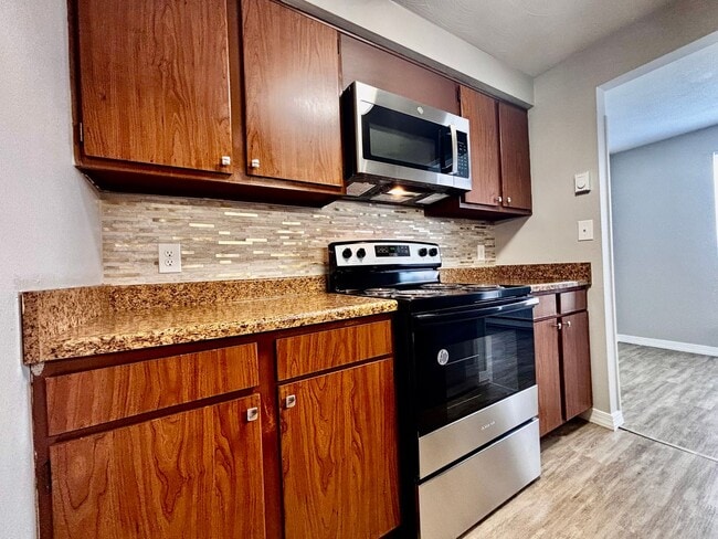 1276 Sanlor Ave in West Milton, OH - Building Photo - Building Photo