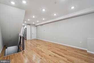 1705 W Seybert St in Philadelphia, PA - Building Photo - Building Photo