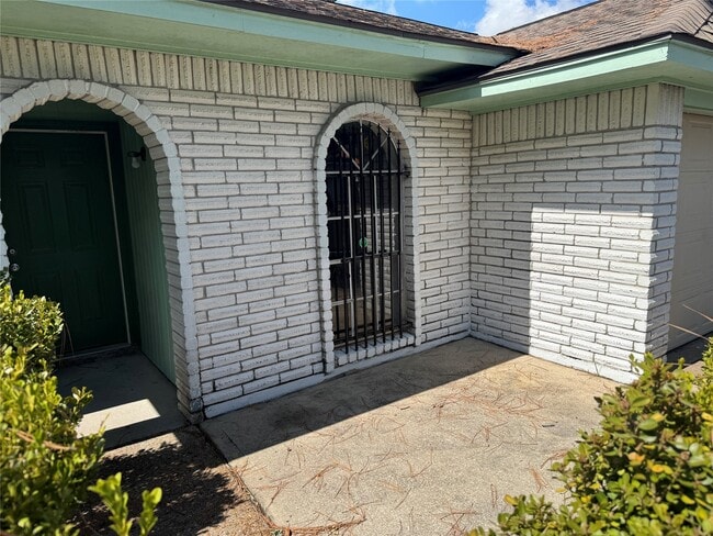 9835 Eblen Dr in Houston, TX - Building Photo - Building Photo