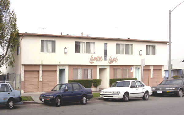 Lemon Lane in Long Beach, CA - Foto de edificio