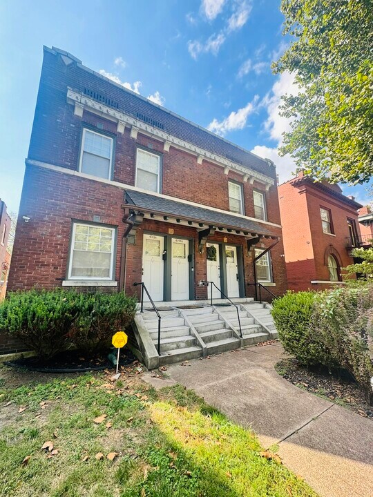 4216-4218-4218 Arsenal St in St. Louis, MO - Building Photo