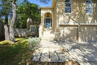 5 Muirfield Greens Cove in Lakeway, TX - Building Photo - Building Photo