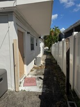 916 Francis St in West Palm Beach, FL - Building Photo - Building Photo