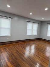 6 Fairmount Ave in Johnston, RI - Building Photo - Building Photo