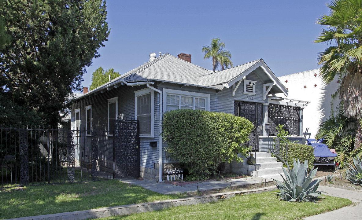 3718-3720 Indiana St in San Diego, CA - Building Photo