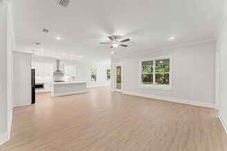 287 J Hunters Way in Freeport, FL - Building Photo - Building Photo