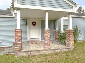 806-B N Magnolia St in Summerville, SC - Building Photo - Building Photo