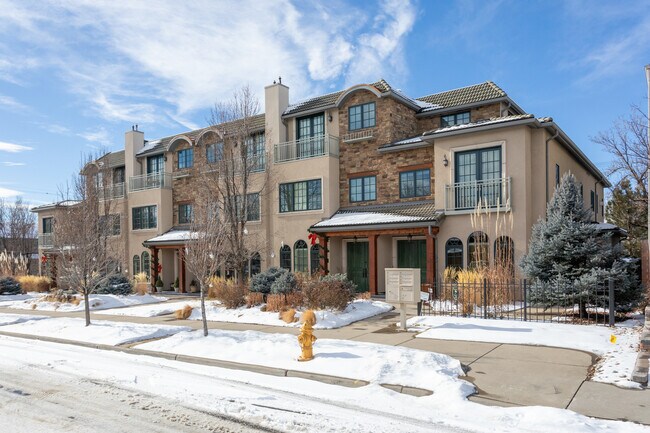 301 Harrison St in Denver, CO - Foto de edificio - Building Photo