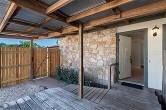 800 Osage Dr in Leander, TX - Building Photo - Building Photo