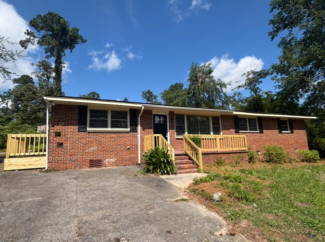 property at 2317 Sumac Dr